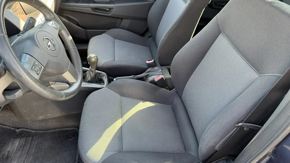 OPEL Astra -