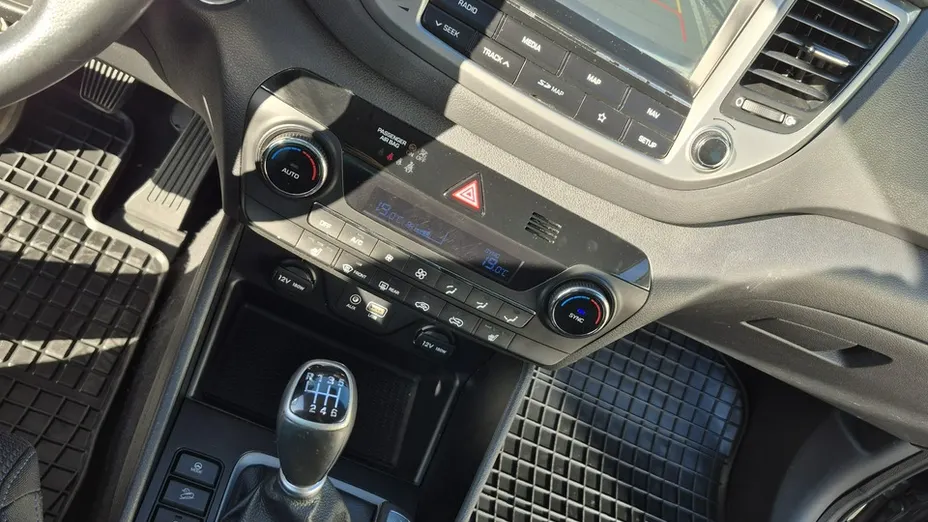 HYUNDAI Tucson -