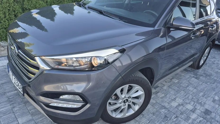 HYUNDAI Tucson -