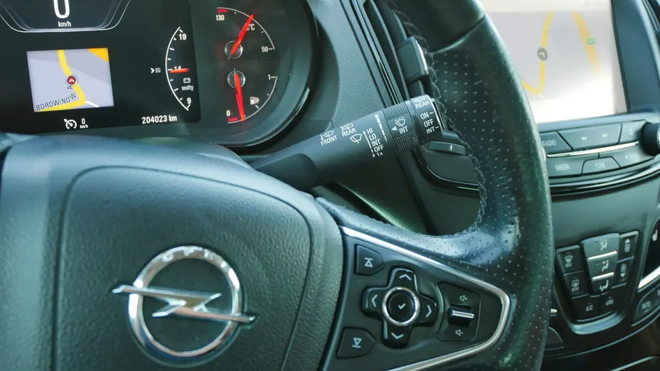 OPEL Insignia -