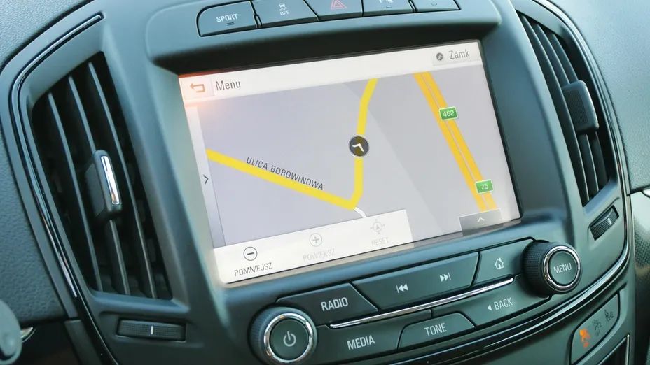 OPEL Insignia -