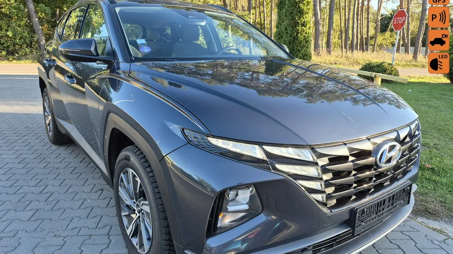 HYUNDAI Tucson -