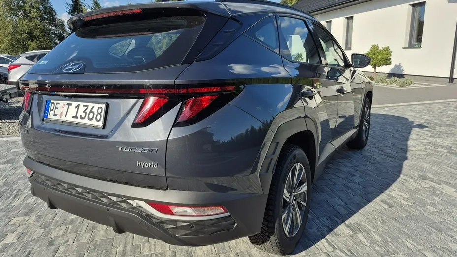 HYUNDAI Tucson -