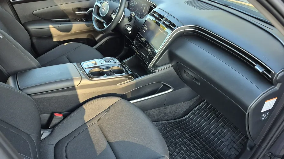 HYUNDAI Tucson -