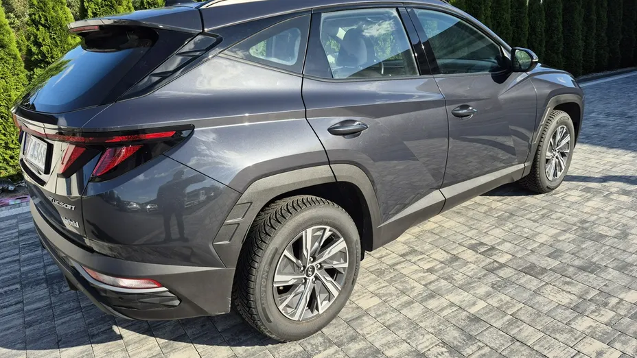 HYUNDAI Tucson -