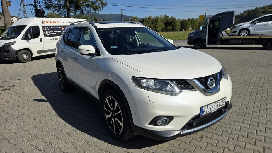 NISSAN X-Trail -