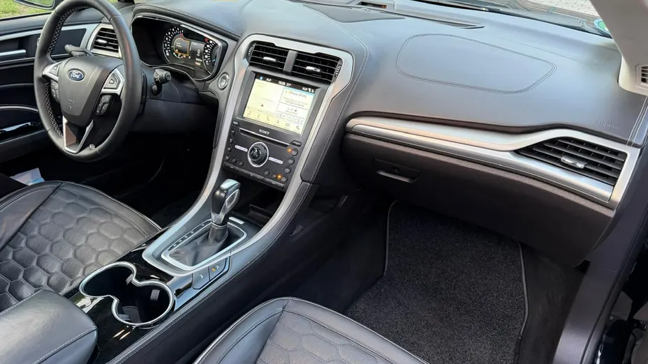 FORD Mondeo -