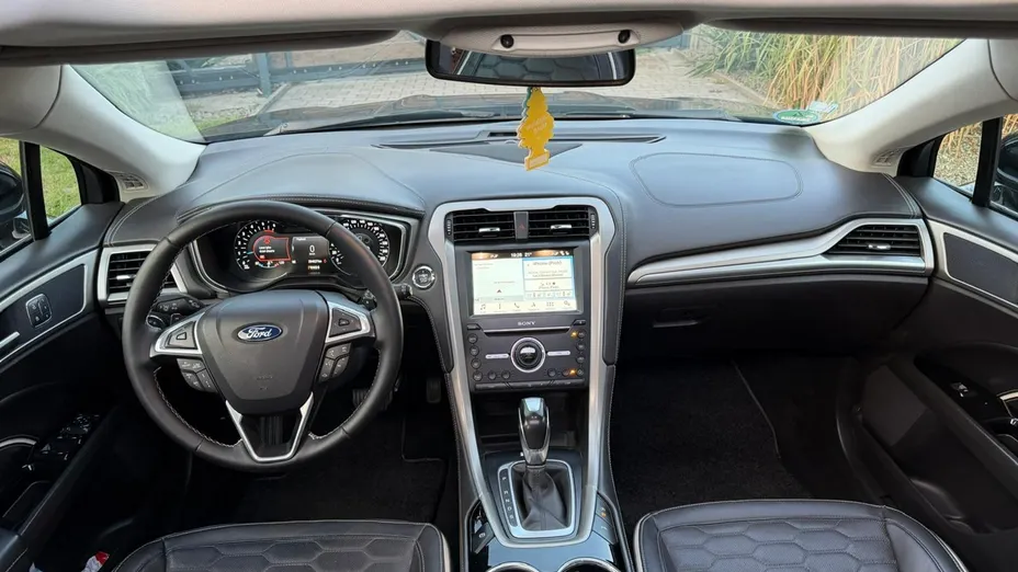 FORD Mondeo -