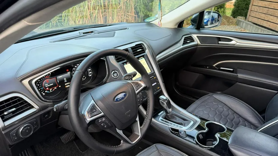 FORD Mondeo -