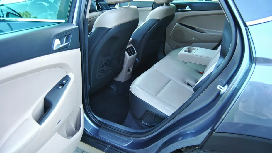 HYUNDAI Tucson -