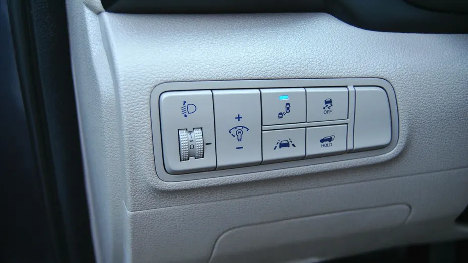HYUNDAI Tucson -