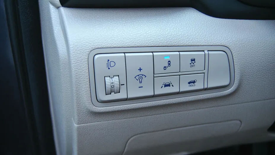 HYUNDAI Tucson -