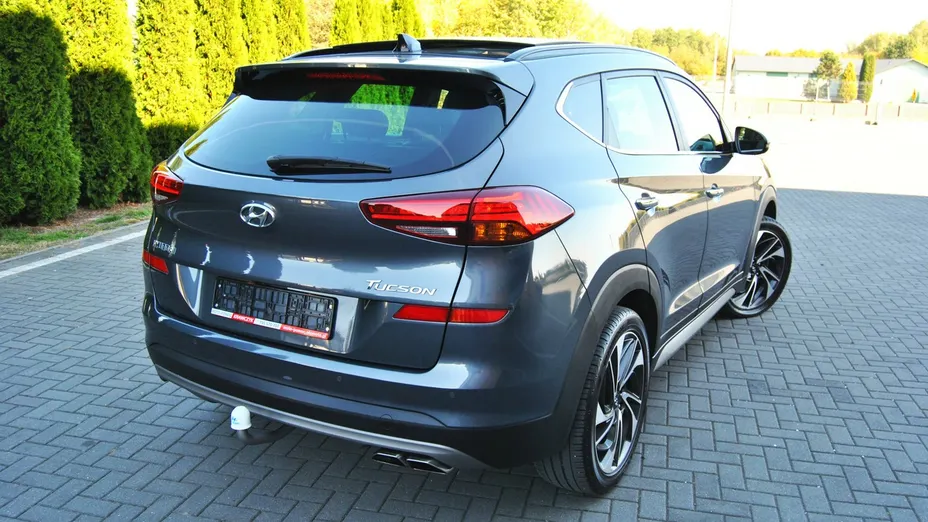 HYUNDAI Tucson -