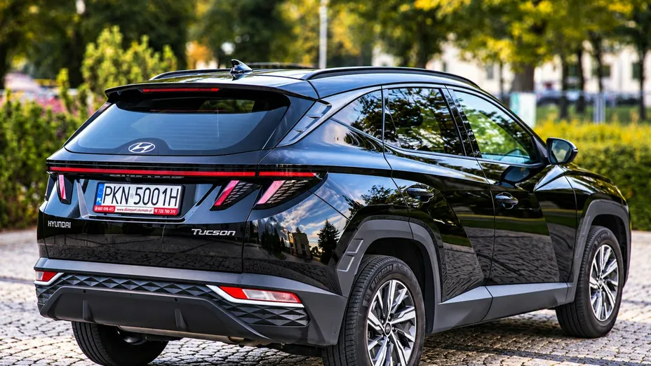 HYUNDAI Tucson -