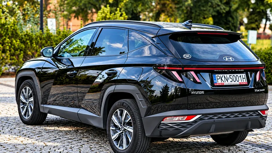 HYUNDAI Tucson -