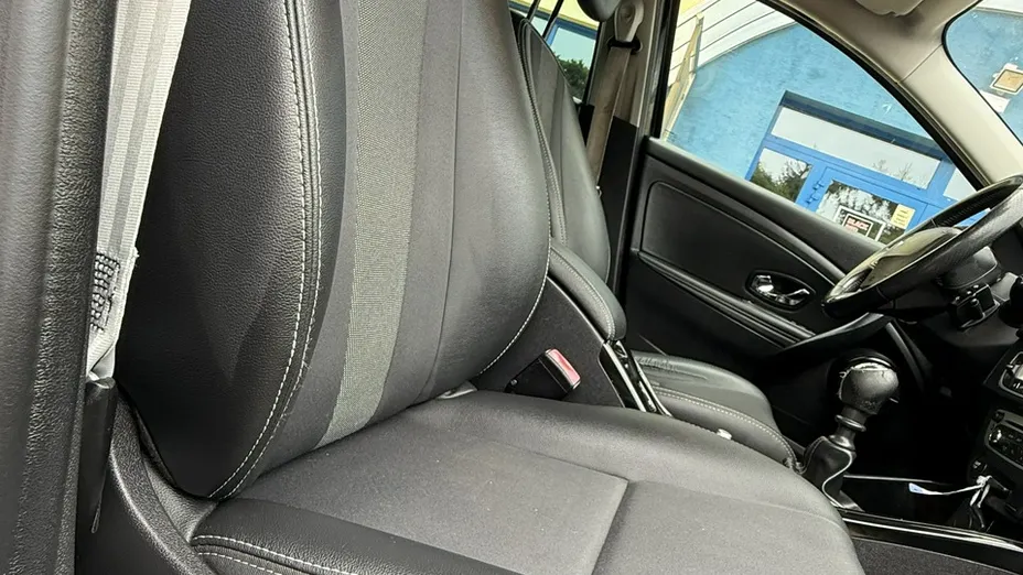 RENAULT Megane -