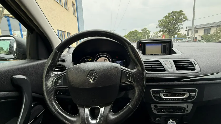 RENAULT Megane -