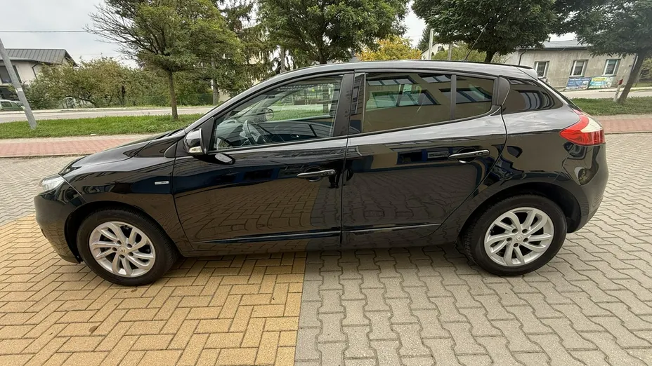 RENAULT Megane -
