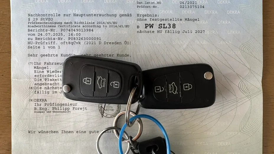 HYUNDAI i30 -