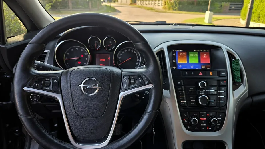 OPEL Astra -