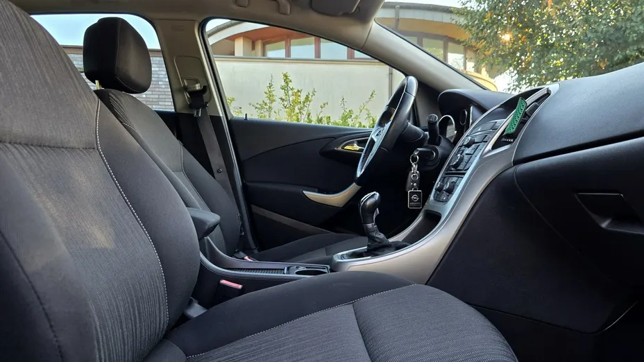 OPEL Astra -