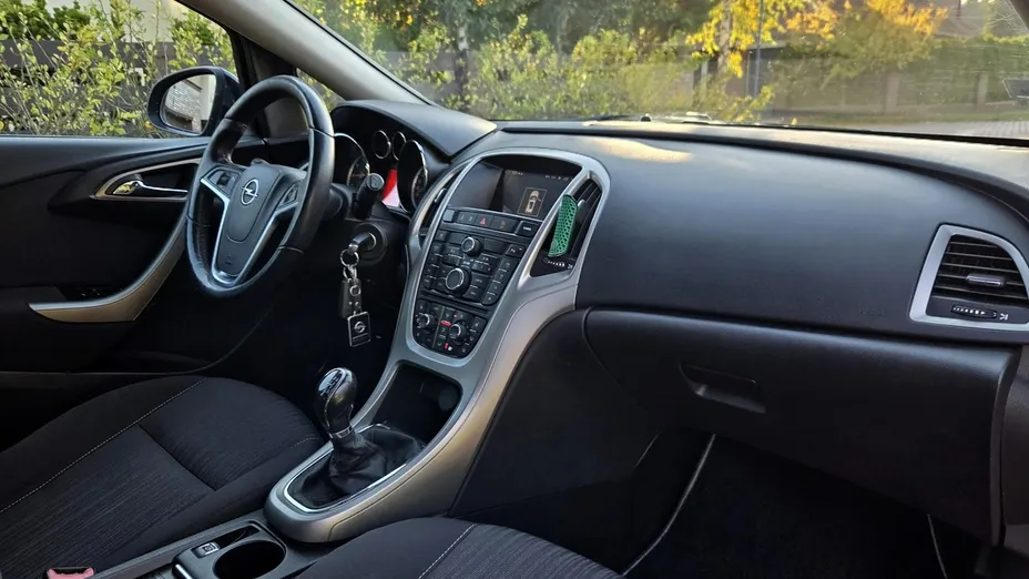 OPEL Astra -