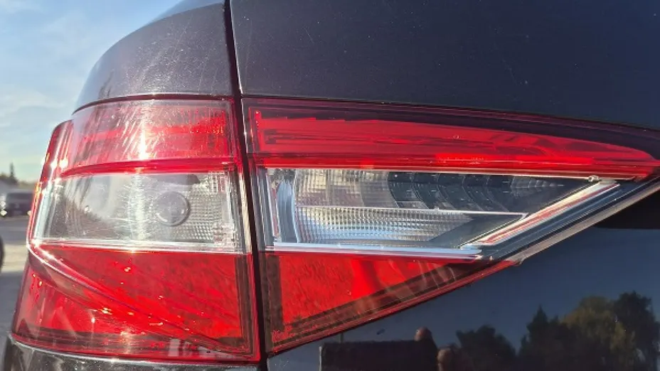SKODA Superb -