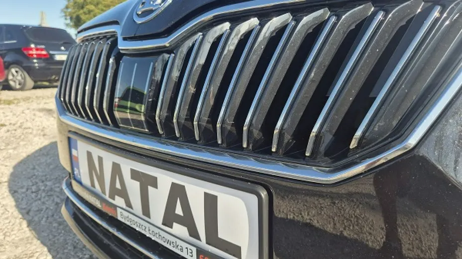 SKODA Superb -