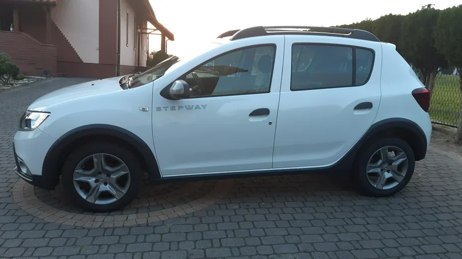 DACIA Sandero -