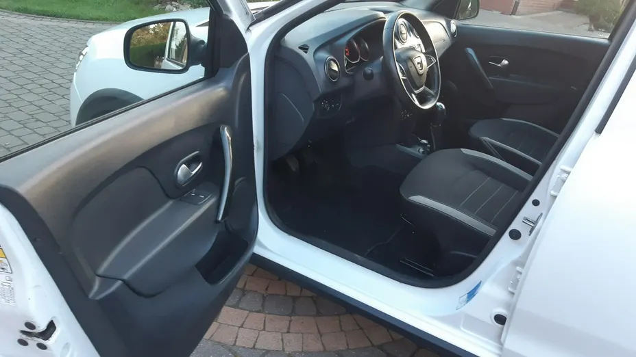 DACIA Sandero -