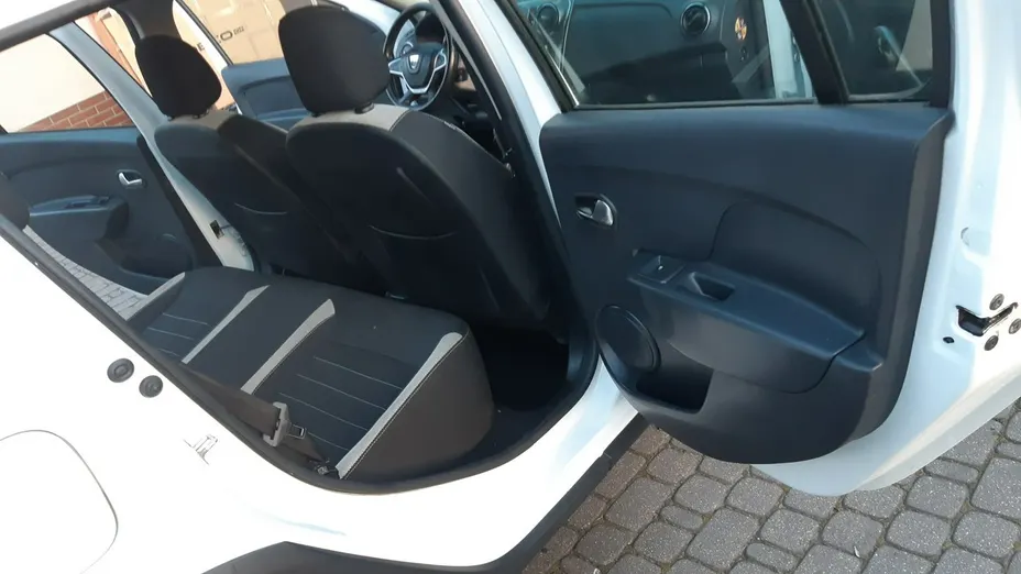 DACIA Sandero -