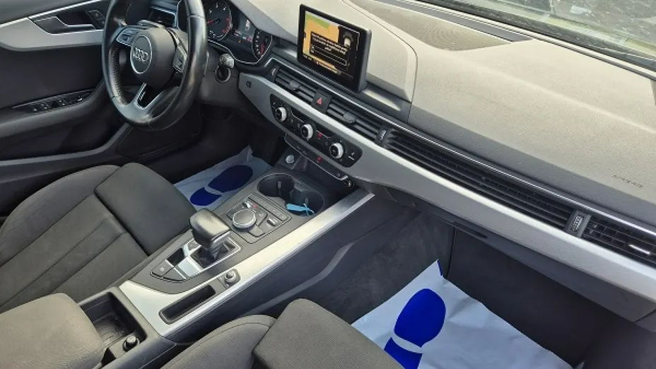 AUDI A4 Avant -