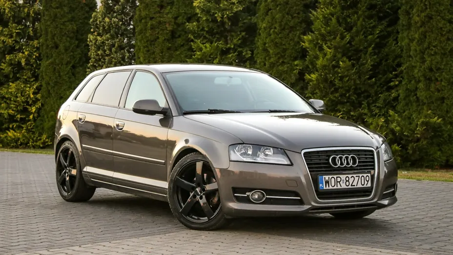 AUDI A3 Sportback -