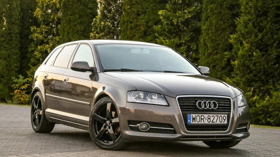 AUDI A3 Sportback -