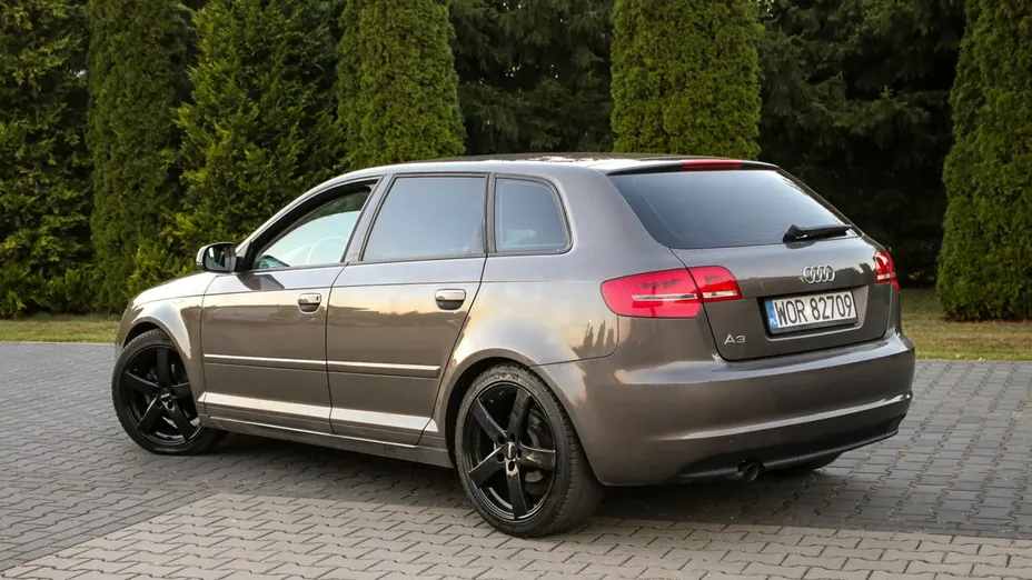 AUDI A3 Sportback -