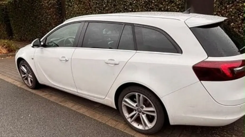OPEL Insignia -