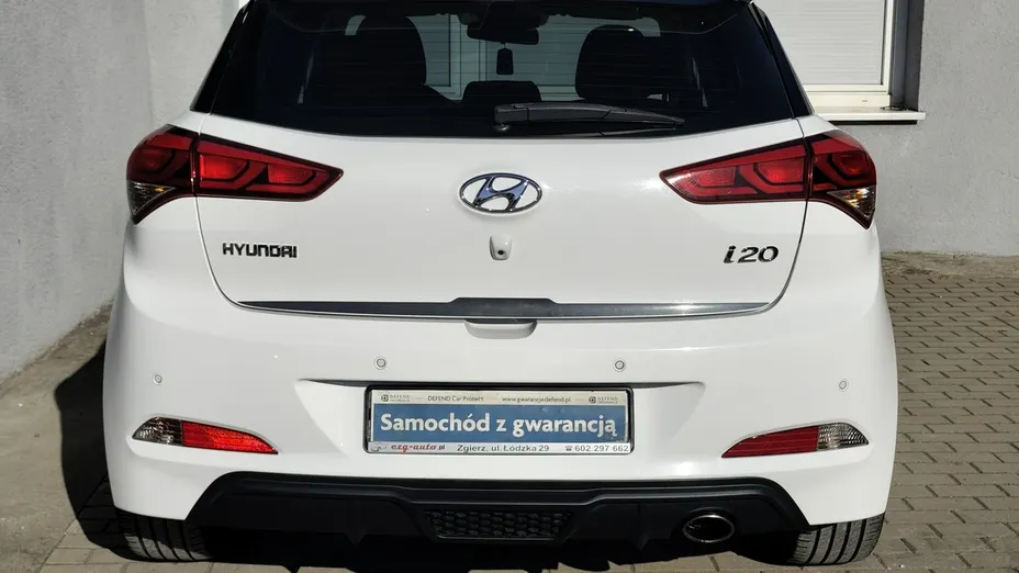 HYUNDAI i20 -