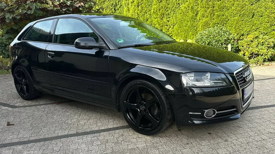 AUDI A3 -