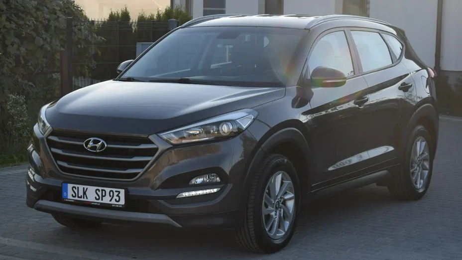HYUNDAI Tucson -