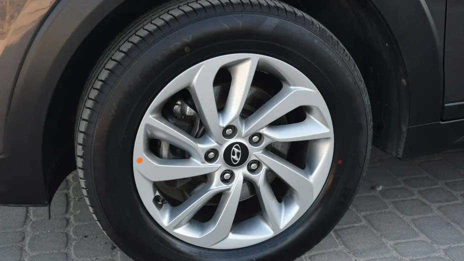 HYUNDAI Tucson -