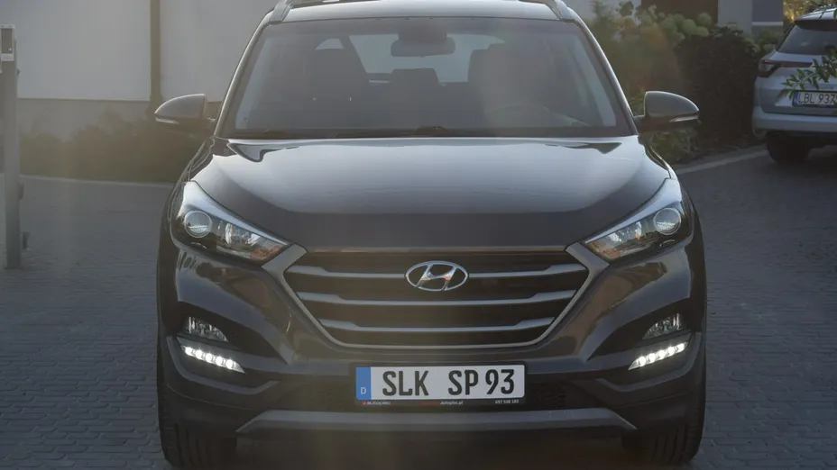 HYUNDAI Tucson -