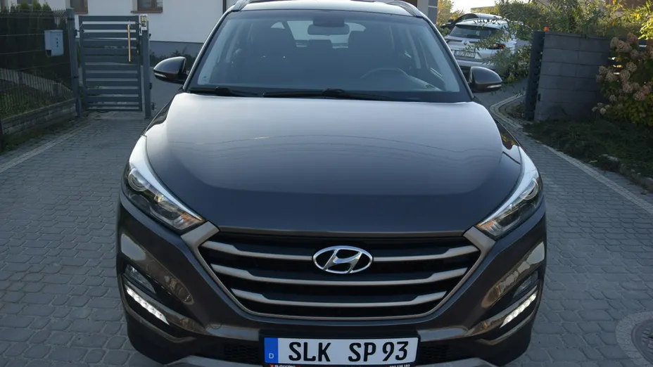 HYUNDAI Tucson -
