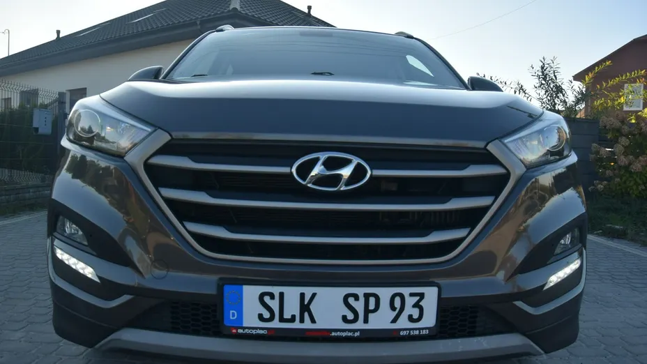 HYUNDAI Tucson -