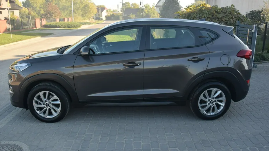 HYUNDAI Tucson -