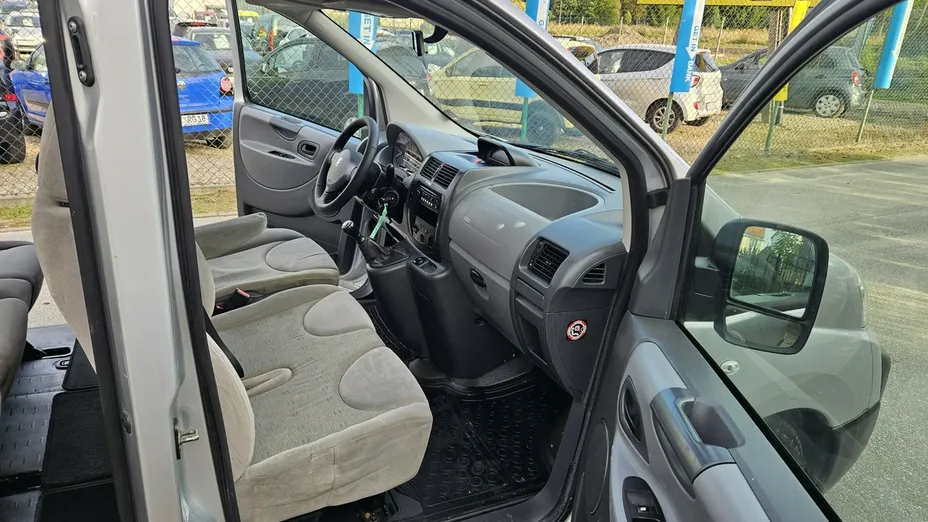 PEUGEOT Expert -