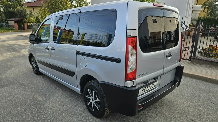 PEUGEOT Expert -