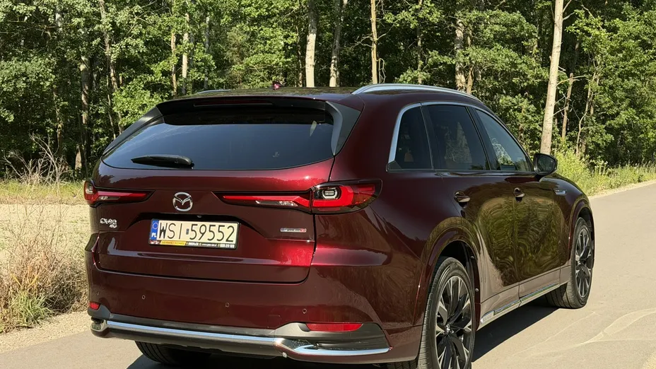 MAZDA CX-90 -
