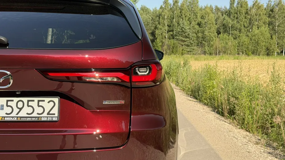 MAZDA CX-90 -