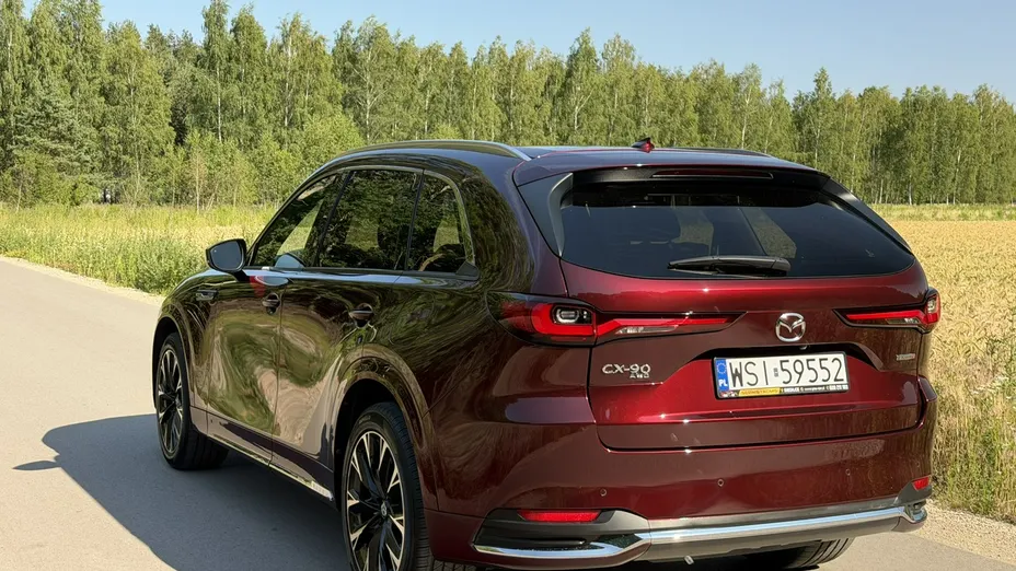 MAZDA CX-90 -