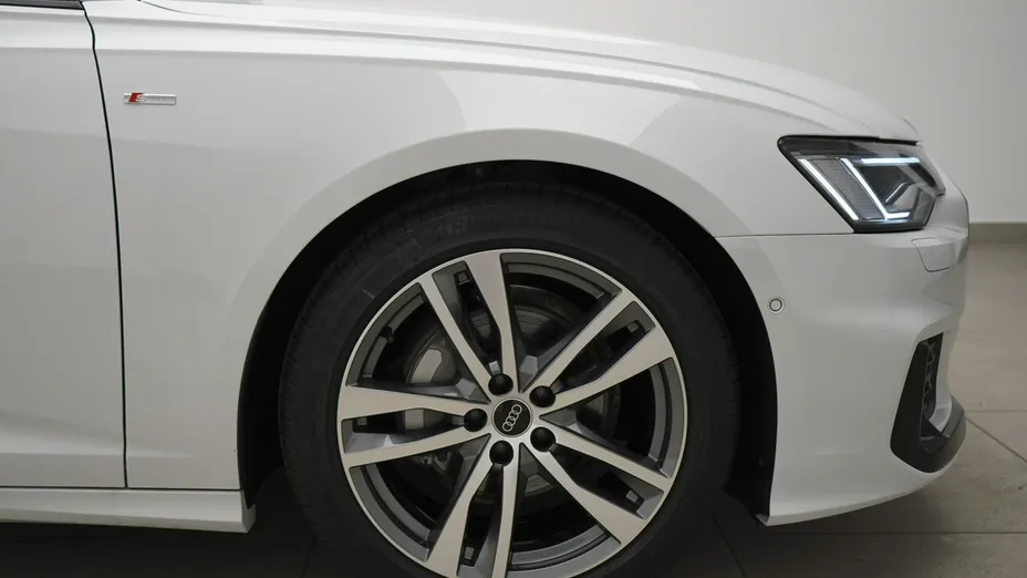 AUDI A6 Avant -